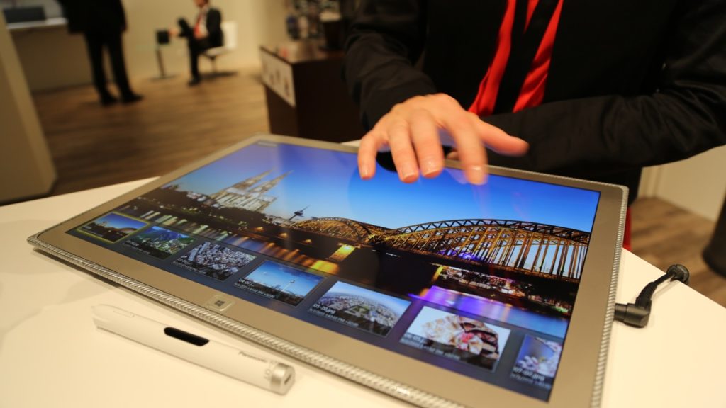 Tablette 4K Panasonic.jpeg