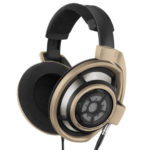 Les casques de cette édition anniversaire offrent la même acoustique naturelle et spatiale que les fameux casques HD 800 S © DR