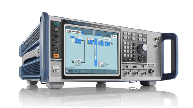 Rohde & Schwarz redéfinit les performances des générateurs avec le R&S SMM100A © DR