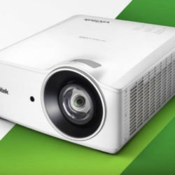 DU4371Z-ST, le nouveau projecteur laser à courte focale signé Vivitek © DR