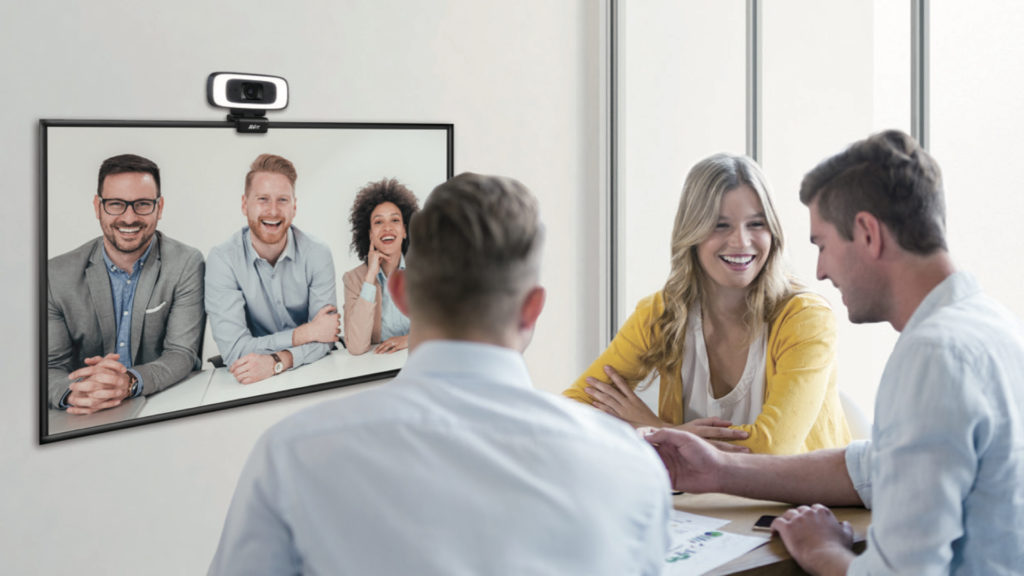 La CAM130 d’AVer idéale pour des visioconférences fluides avec éclairage intégré © DR