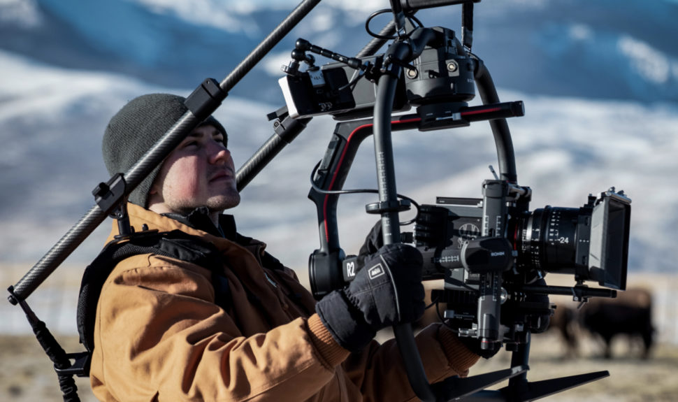 Place à la Création sur la SATIS TV photo Josh Miller / Unsplash