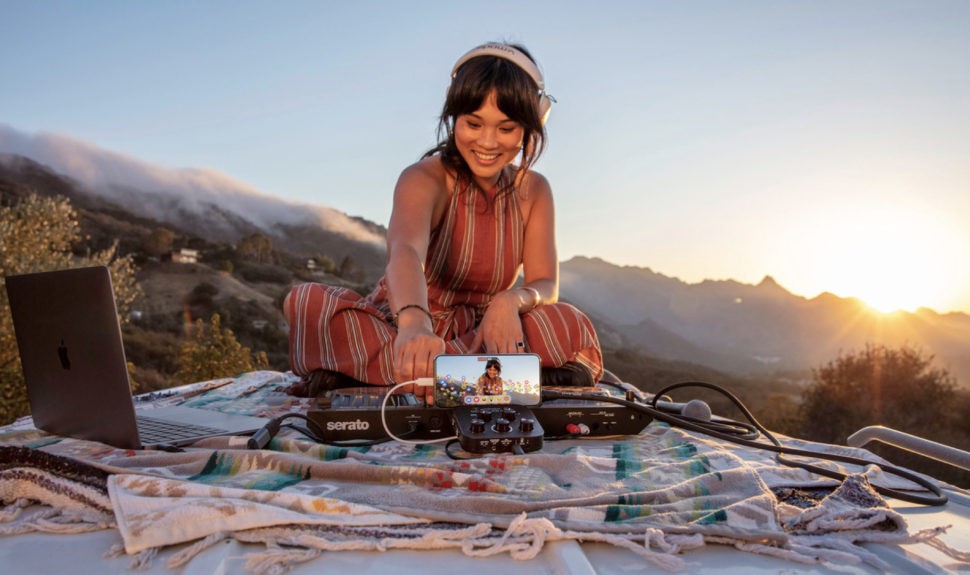 Roland allie table de mixage et smartphone avec Go-Mixer Pro-X © DR